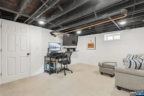 82 Vreeland Avenue Nutley NJ 07110