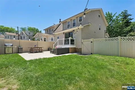 82 Vreeland Avenue Nutley NJ 07110