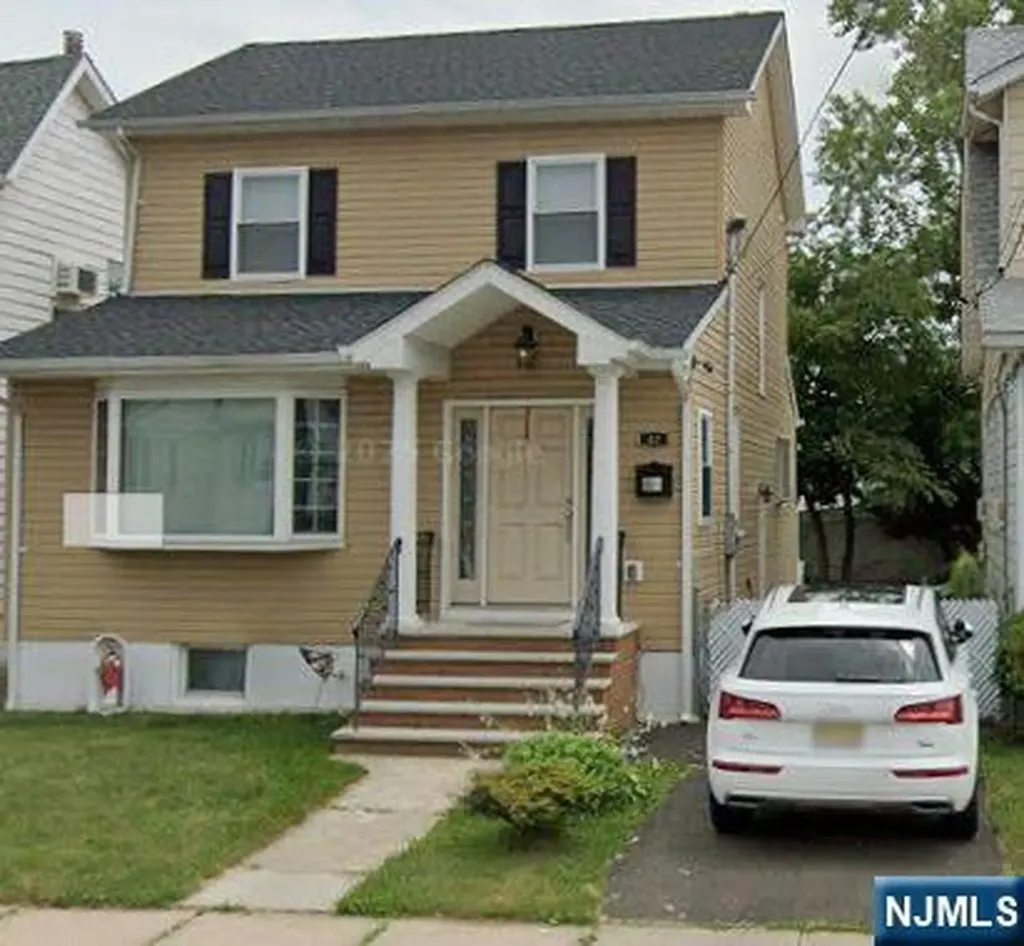 42 Chestnut Street North Arlington NJ 07031