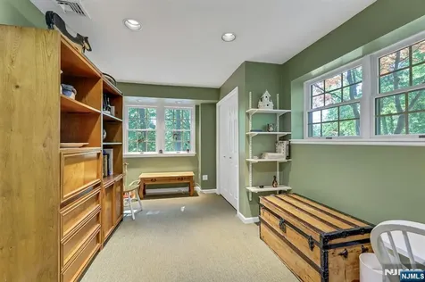 598 Whitenack Road River Vale NJ 07675