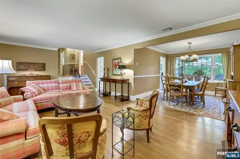 598 Whitenack Road River Vale NJ 07675