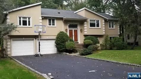 20 4th Street Closter NJ 07624