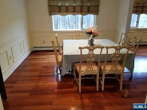 20 4th Street Closter NJ 07624