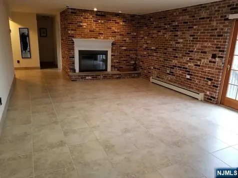 20 4th Street Closter NJ 07624
