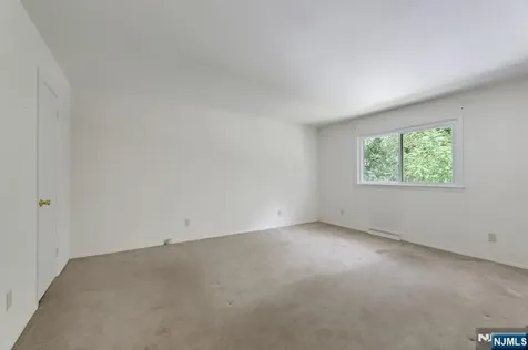 64 Overlook Drive Woodcliff Lake NJ 07677