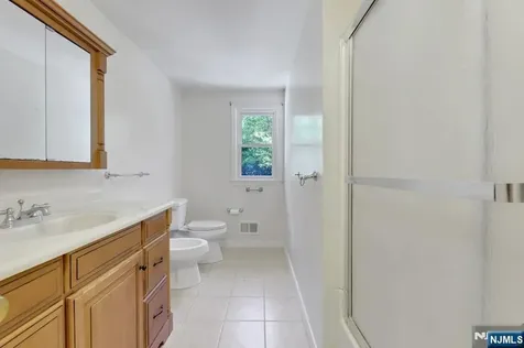 64 Overlook Drive Woodcliff Lake NJ 07677
