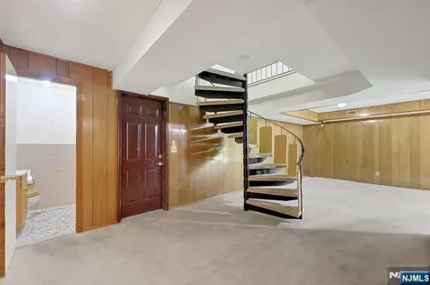 64 Overlook Drive Woodcliff Lake NJ 07677