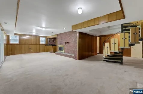 64 Overlook Drive Woodcliff Lake NJ 07677