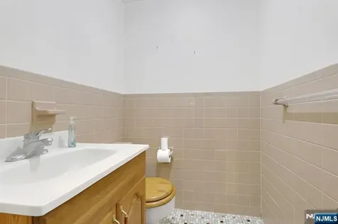 64 Overlook Drive Woodcliff Lake NJ 07677