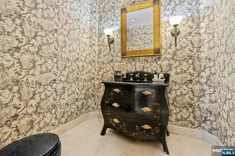 307 Daffodil Drive Norwood NJ 07648