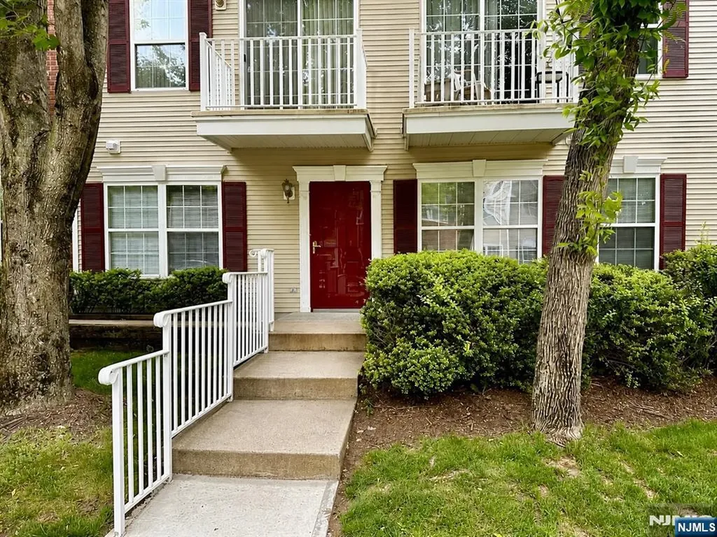 2382 Phillip Court Mahwah NJ 07430