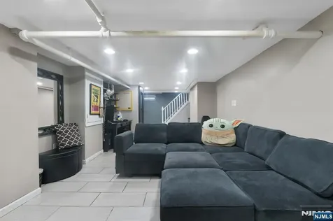 330 Simons Avenue Hackensack NJ 07601