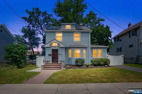 330 Simons Avenue Hackensack NJ 07601