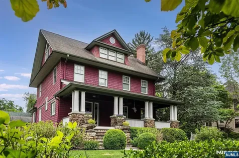 275 Highwood Avenue Ridgewood NJ 07450