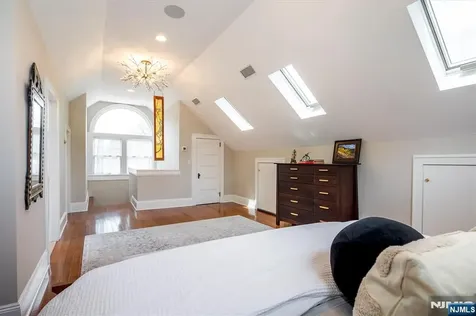 275 Highwood Avenue Ridgewood NJ 07450
