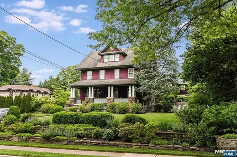 275 Highwood Avenue Ridgewood NJ 07450