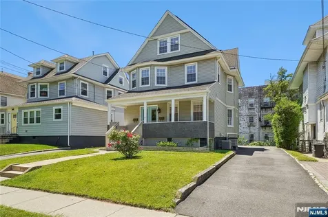 14 Grove Terrace Montclair NJ 07042