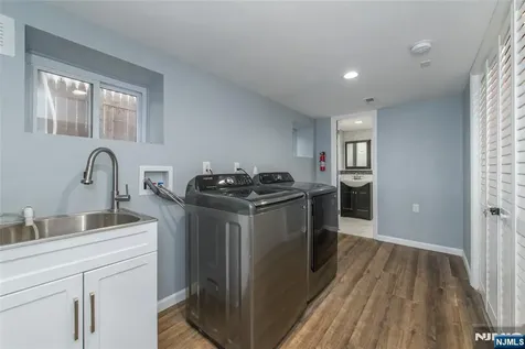 14 Grove Terrace Montclair NJ 07042