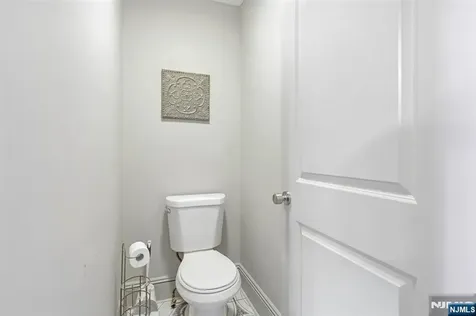 1032-1034 Kipling Road Elizabeth NJ 07208