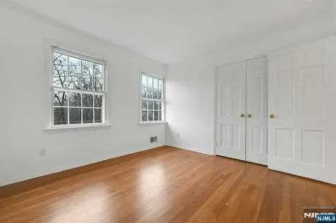 195 Elm Road Englewood NJ 07631