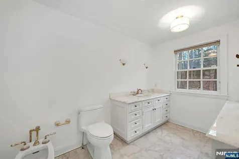 195 Elm Road Englewood NJ 07631