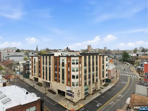 649 38th Street Union City NJ 07087