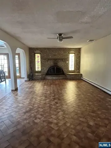 242 Paterson Avenue Lodi NJ 07644