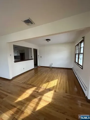 242 Paterson Avenue Lodi NJ 07644
