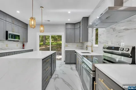68 North Road Boonton Township NJ 07005