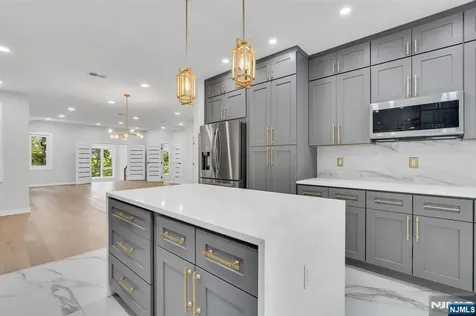 68 North Road Boonton Township NJ 07005
