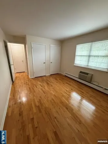 32 E Quackenbush Avenue Dumont NJ 07628