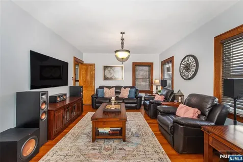 164 Day Street Clifton NJ 07011