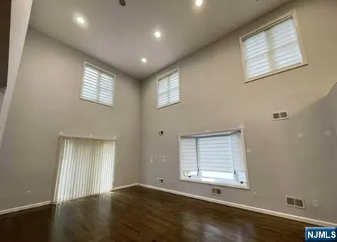 29 Columbus Drive Tenafly NJ 07670