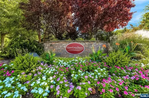 6 Markham Circle Englewood NJ 07631