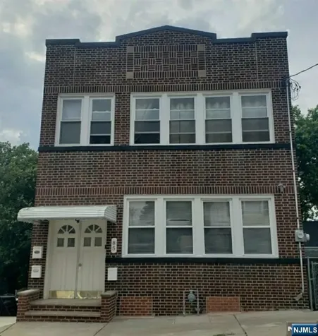85 Macarthur Avenue Garfield NJ 07026