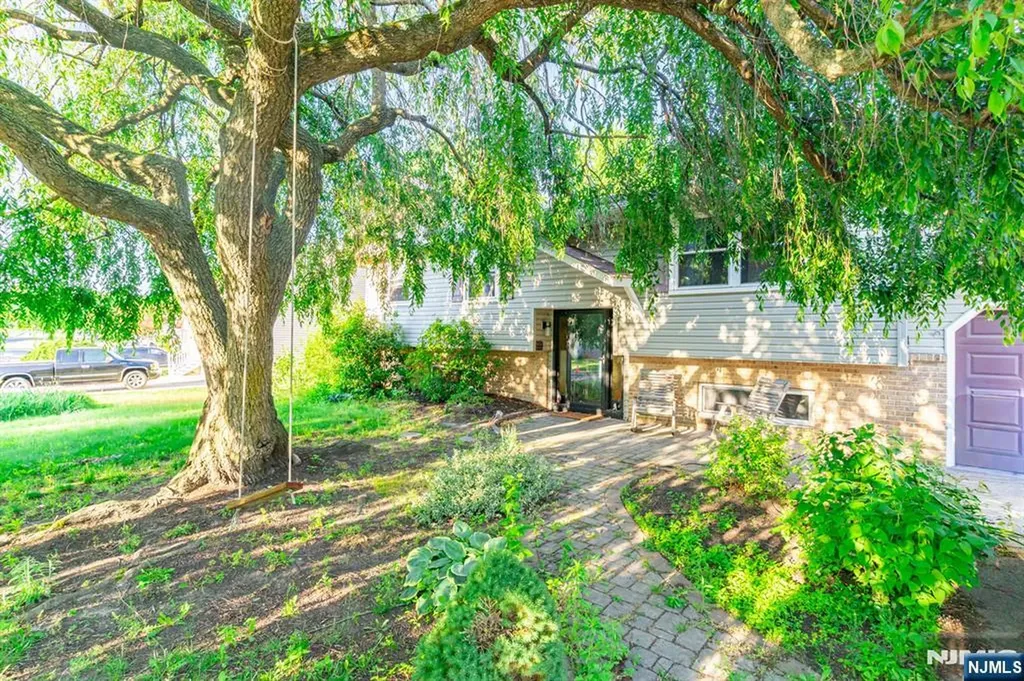 15 Orchid Court Deptford NJ 08096