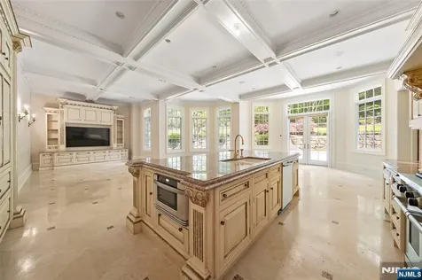 11 Margo Way Alpine NJ 07620