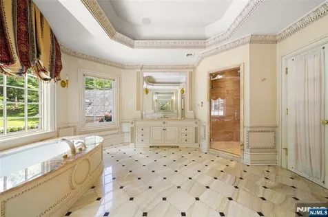11 Margo Way Alpine NJ 07620