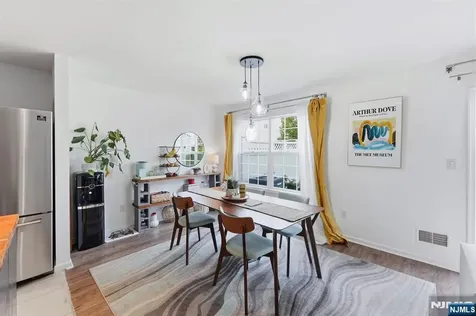 4 Mulberry Lane Hamburg NJ 07419