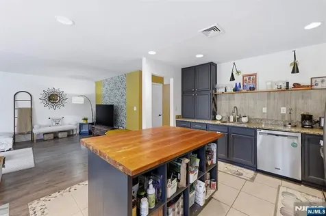 4 Mulberry Lane Hamburg NJ 07419