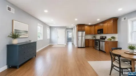 41 Mercer Street Wallington NJ 07057