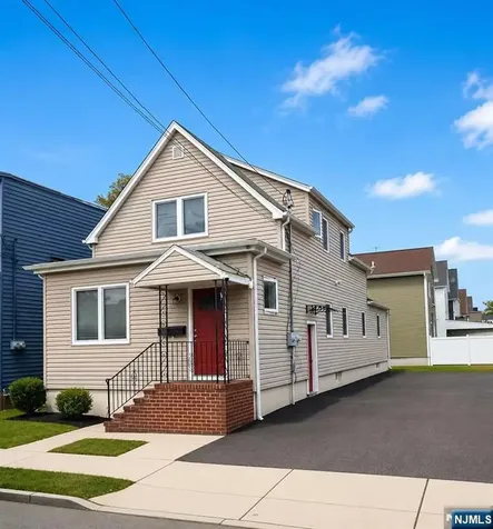 41 Mercer Street Wallington NJ 07057
