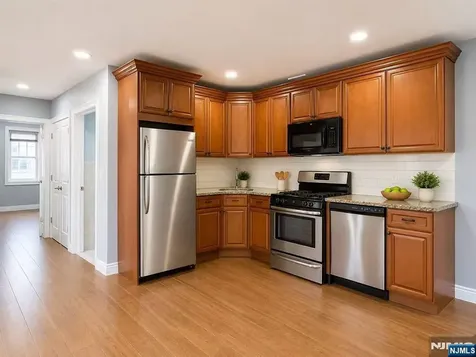 41 Mercer Street Wallington NJ 07057