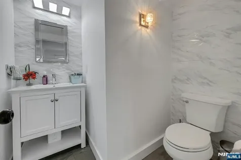 34 Cloverhill Place Montclair NJ 07042