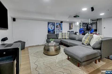 34 Cloverhill Place Montclair NJ 07042