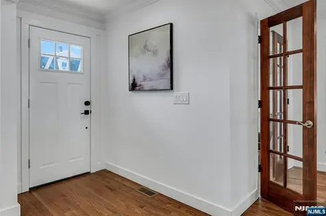 34 Cloverhill Place Montclair NJ 07042