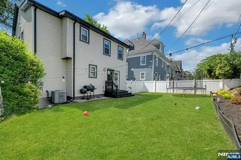 34 Cloverhill Place Montclair NJ 07042