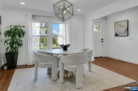 34 Cloverhill Place Montclair NJ 07042