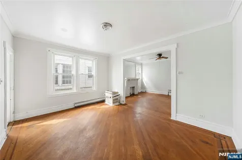457 7th Newark NJ 07107
