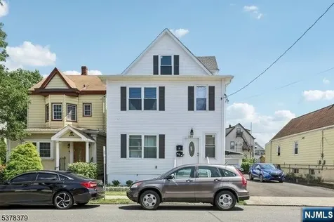 115 Wallington Avenue Wallington NJ 07057